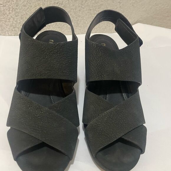 Nurture black leather strappy platform sandal size 6 Sairyn - Picture 2 of 6